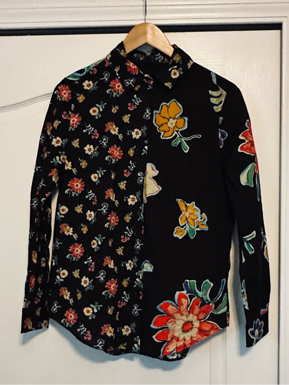 Gorgeous Desigual Black Floral Split-Print women’s long sleeves